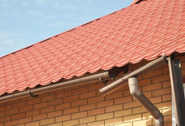 Cost of Loose Gutter Repair in Roswell