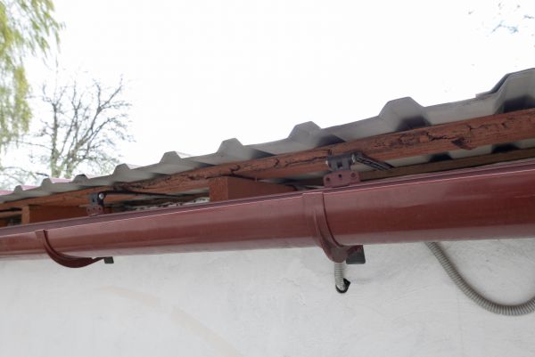 Round Gutters Installation in Roswell